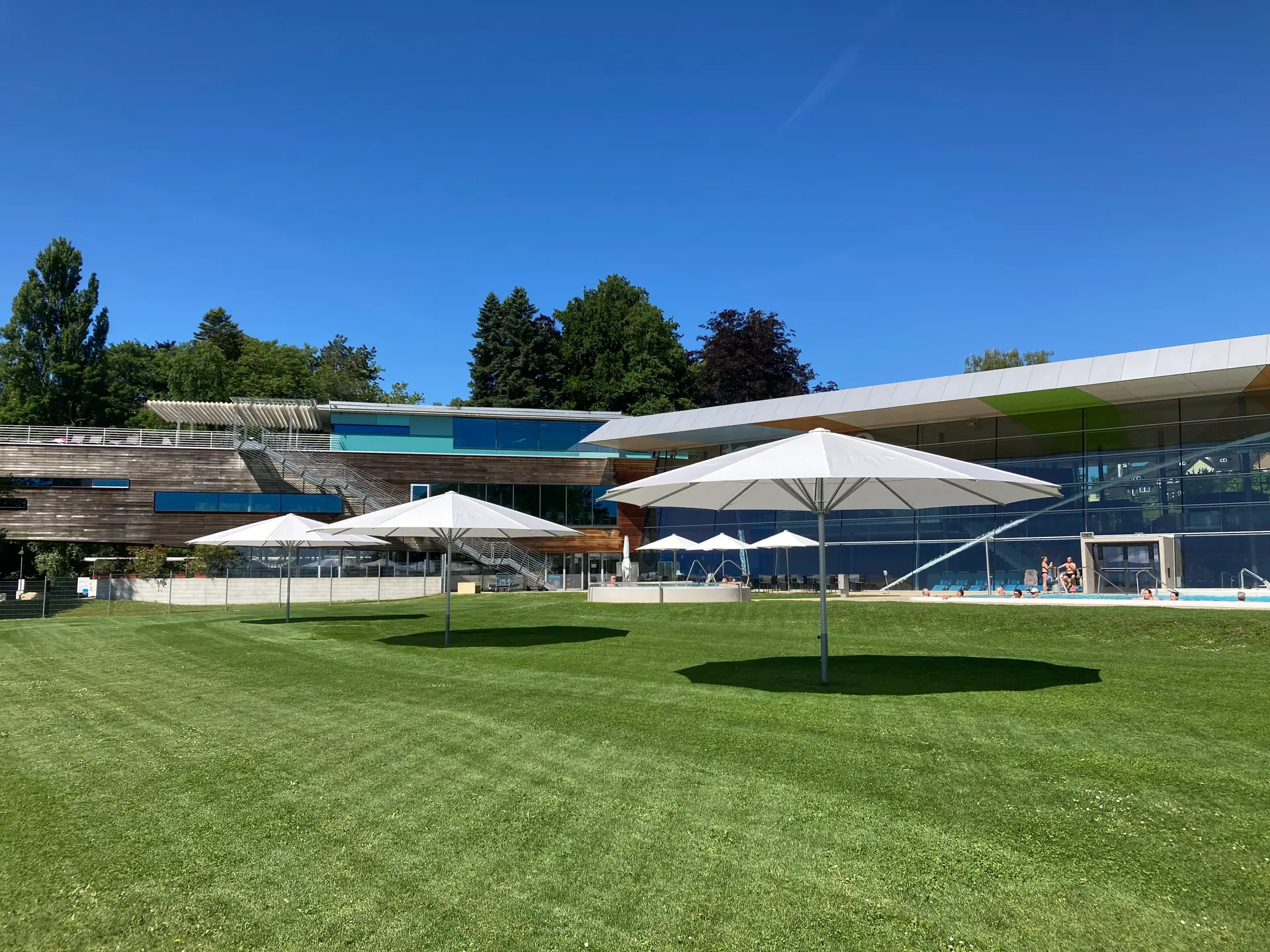 Schattello - 150x300 / exzentrisch / MayTex-Poly / weinrot / ohne Volant / RAL 7016 anthrazitgrau Feinstruktur